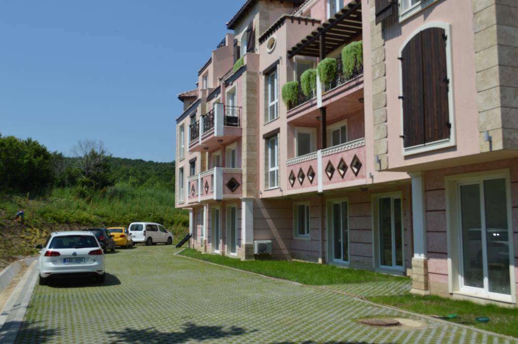 סוזופול Gitea Saint Johan Apartments מראה חיצוני תמונה